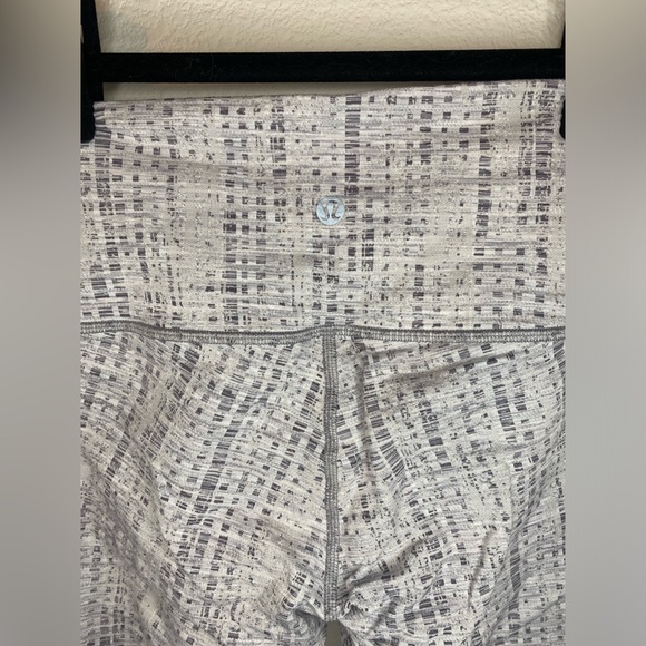 Lululemon Wunder Under High-Rise Tight 25” Luxtreme - Picture 3 of 4